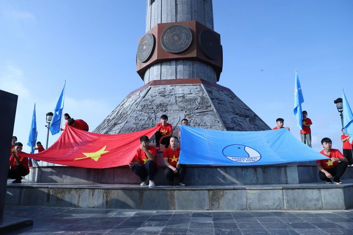 Toàn cảnh sự kiện.