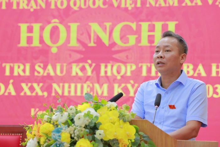 Phó Chủ tịch Thường trực HĐND tỉnh Phú Thọ Nguyễn Trung Kiên phát biểu tại buổi tiếp xúc. Ảnh: Lê Hoàng