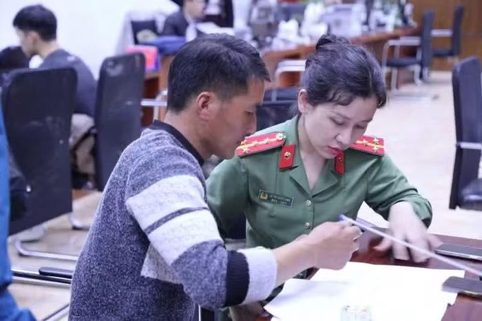 Đẩy mạnh ứng dụng chuyển đổi số trong cấp phiếu LLTP đã mang lại nhiều tiện ích cho người dân.