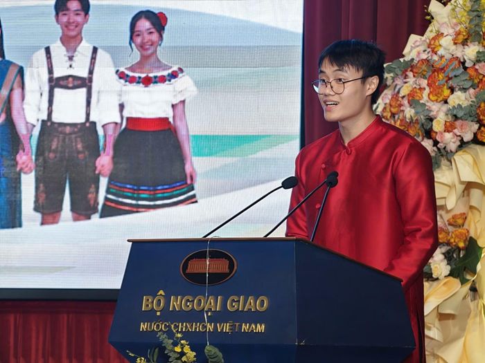 Mai Hải Khôi chia sẻ về niềm vui khi được trở về quê hương Việt Nam.