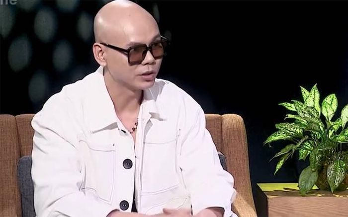 Phan Đinh Tùng gây chú ý khi chia sẻ về một trải nghiệm đáng nhớ trong thời gian lưu diễn