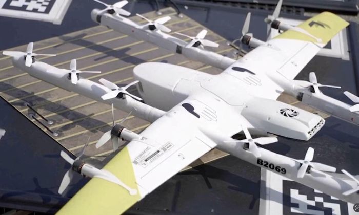 Cận cảnh một chiếc drone được sử dụng để giao hàng của Walmart tại Ellenwood, bang Georgia, Mỹ vào ngày 1/7/2026 - Ảnh: Reuters