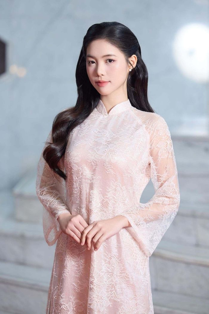 Là nữ quân nhân đầu tiên giành giải Á hậu, Châu Anh cảm thấy đây là sự may mắn và cũng là dấu mốc đặc biệt. Cô mong muốn góp phần lan tỏa hình ảnh người nữ thanh niên Việt Nam đẹp, trí tuệ, bản lĩnh, trách nhiệm và kỷ cương.