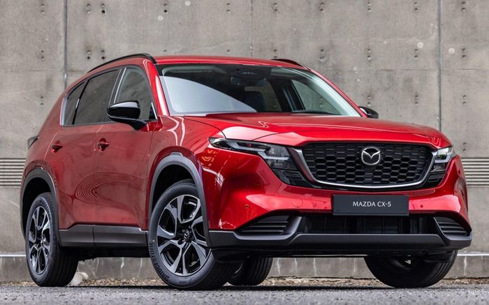 Doanh số ổn định qua các tháng giúp Mazda CX-5 duy trì vị thế vững chắc.