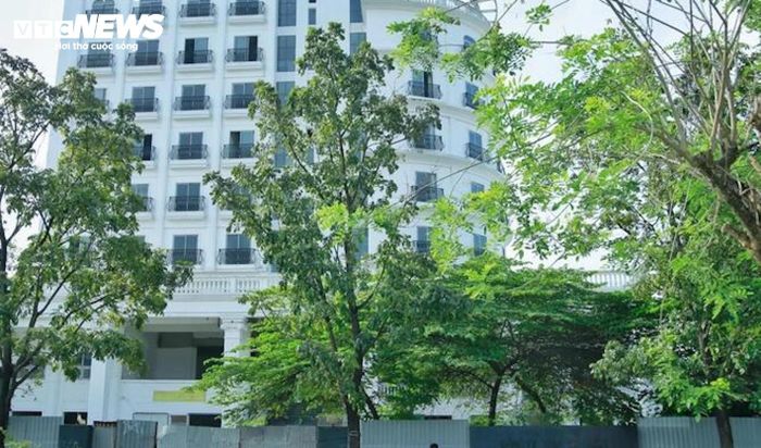 Thanh tra TP Huế chỉ ra nhiều sai phạm tại Dự án Nhà khách Tỉnh ủy Thừa Thiên - Huế (nay là TP Huế). (Ảnh: Sỹ Nhất)
