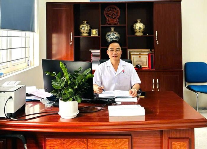 Giám đốc Trạm Y tế phường Thanh Liệt Đỗ Anh Tuấn. Ảnh: Đào Tuyết