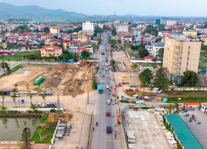 Quốc lộ 3 đoạn qua xã Sóc Sơn nhìn từ trên cao. Ảnh: Hùng Sky