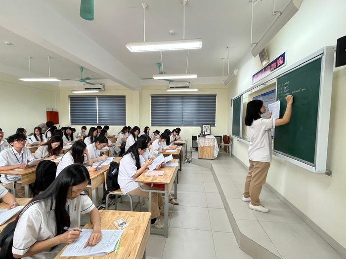 Giờ học của học sinh Trường THPT Yên Viên (xã Phù Đổng). Ảnh: Lê Nguyễn