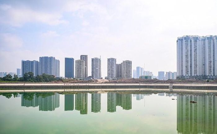 Dự án hồ Đồng Bông 2 đã tiếp nước chống úng ngập cho khu vực Trần Duy Hưng, Tố Hữu, Lê Văn Lương, Đỗ Đức Dục, Miếu Đầm. Ảnh ST