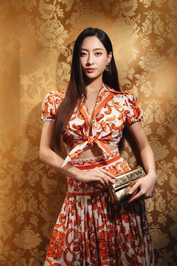 Vài năm gần đây, Lương Thùy Linh thường được các nhà mốt thế giới lựa chọn tham gia các sự kiện thời trang. 