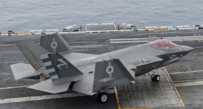 Với những ưu thế này, tiêm kích hạm tàng hình F-35C đang trở thành một trong những phương tiện được Mỹ ưu tiên sử dụng trong các chiến dịch không kích nhằm vào Iran.