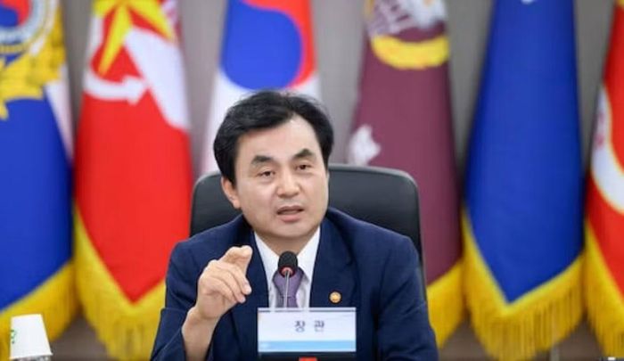 Bộ Quốc phòng Hàn Quốc không công bố thêm chi tiết về chiến dịch tìm kiếm đang được triển khai.