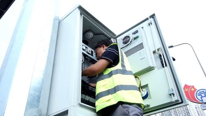 Thông qua các màn hình LED trực quan này, người tham gia giao thông có thể cập nhật tình hình giao thông theo thời gian thực (real-time).