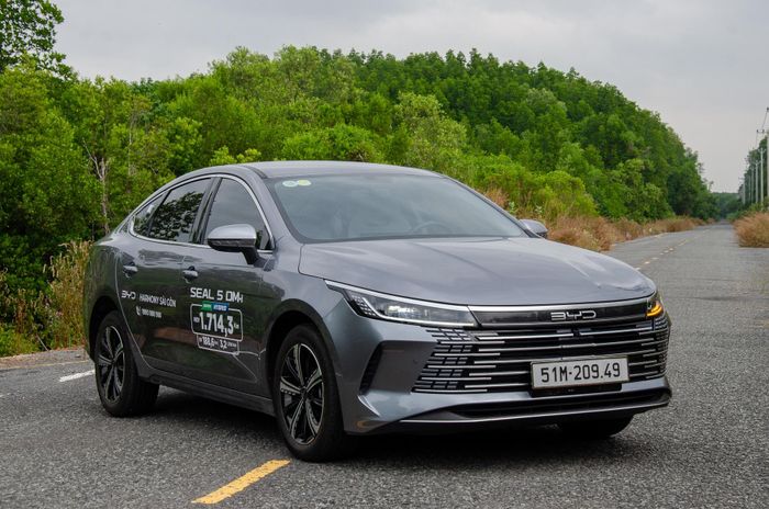  BYD mang Seal 5 đến, cạnh tranh trong nhóm PHEV phổ thông. Ảnh: Phúc Hậu. 