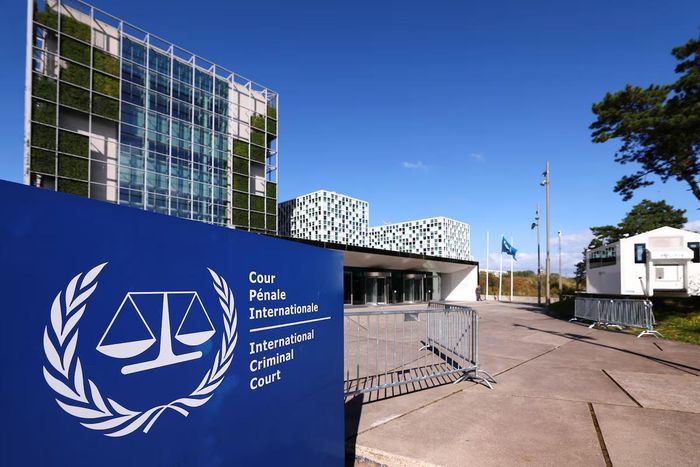Bên ngoài trụ sở Tòa án Hình sự Quốc tế (ICC) tại The Hague, Hà Lan, ngày 22/9/2025. Ảnh: Reuters.