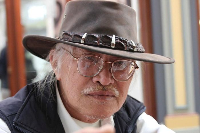 Họa sĩ Đặng Kim Long