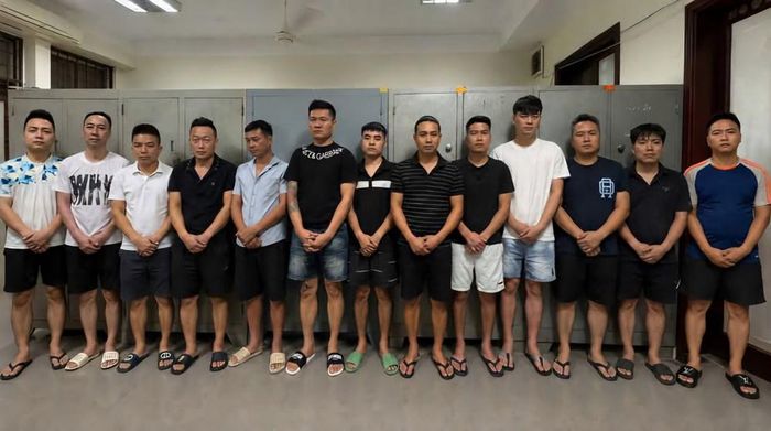 13 đối tượng bị bắt giữ. Ảnh: Công an Bắc Ninh