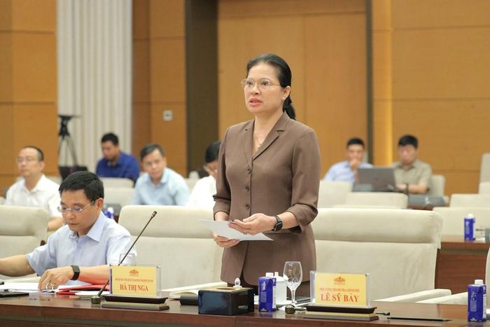 Phó Chủ tịch, Tổng Thư ký Ủy ban Trung ương Mặt trận Tổ quốc Việt Nam Hà Thị Nga phát biểu