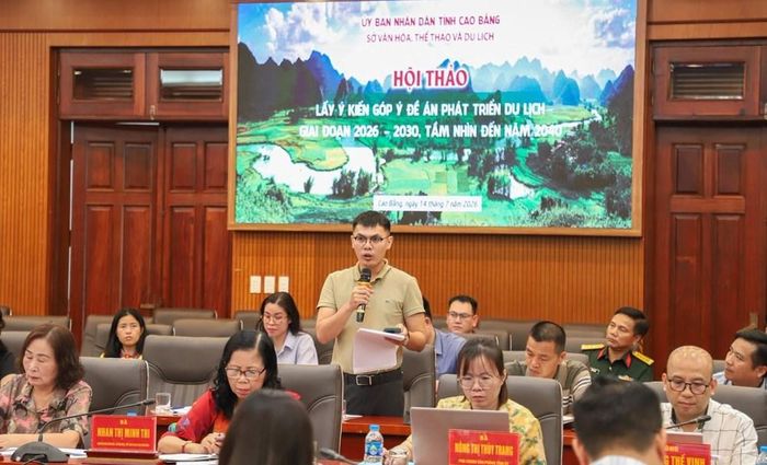 Tại hội thảo, các đại biểu tập trung phân tích, đề xuất giải pháp phát triển du lịch Cao Bằng