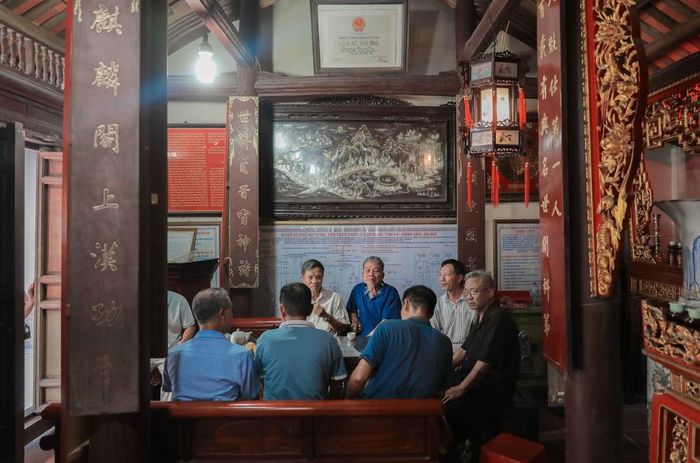 Nhà thờ Tiến sĩ Nguyễn Thực, di tích quốc gia, tự hào với truyền thống 8 vị tiến sĩ. Người dân hy vọng nơi đây trở thành điểm du lịch, giáo dục hiếu học tiêu biểu, góp phần phát triển kinh tế và xây dựng xã XHCN văn minh