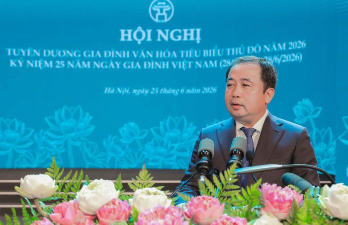  Ủy viên Bộ Chính trị, Bí thư Thành ủy, Trưởng đoàn ĐBQH thành phố Hà Nội Trần Đức Thắng phát biểu tại Hội nghị tuyên dương và tặng bằng khen Gia đình văn hóa tiêu biểu Thủ đô năm 2026. Ảnh: Phan Phương – TTXVN 
