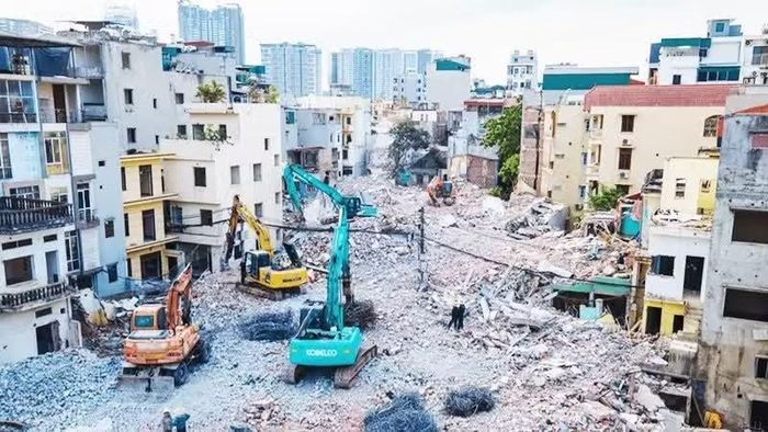 Cơ chế phân cấp, phân quyền giúp phường Thanh Xuân chủ động đẩy nhanh công tác giải phóng mặt bằng đường Vành đai 2,5. (Ảnh: MINH QUỐC HƯNG)