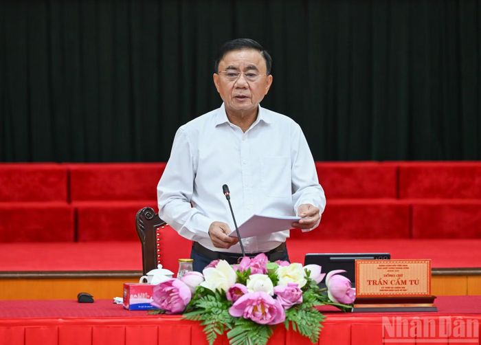 Thường trực Ban Bí thư Trần Cẩm Tú phát biểu định hướng các nội dung thảo luận tại Hội nghị giao ban quý II/2026. (Ảnh: DUY LINH)