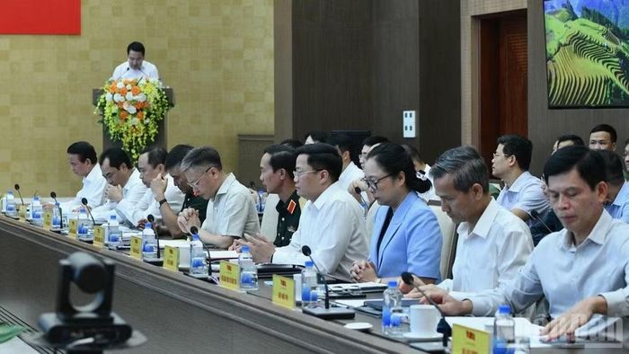  Lãnh đạo các bộ, ngành Trung ương tham dự cuộc làm việc. (Ảnh: Thanh Giang) 