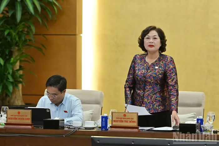 Phó Chủ tịch Quốc hội Nguyễn Thị Hồng phát biểu kết luận. (Ảnh: THỦY NGUYÊN)