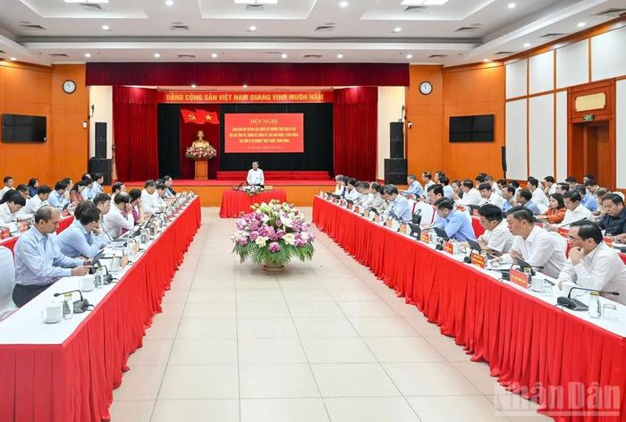 Quang cảnh Hội nghị giao ban quý II/2026 với các Tỉnh ủy, Thành ủy, Đảng ủy, các ban Đảng, 4 Văn phòng, các đơn vị sự nghiệp trực thuộc Trung ương. (Ảnh: DUY LINH)