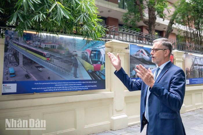 Đại sứ khẳng định tuyến đường sắt đô thị số 3 kết nối Nhổn và Ga Hà Nội là một "điểm nhấn" trong hợp tác công nghệ kỹ thuật giữa Pháp và Việt Nam.