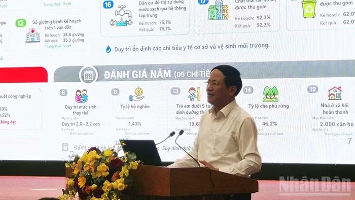 Đồng chí Phạm Anh Tuấn phát biểu tại hội nghị.