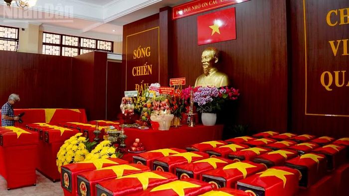 Hài cốt liệt sĩ được bảo quản tại nhà quàn ở Công viên Lê Thị Riêng.