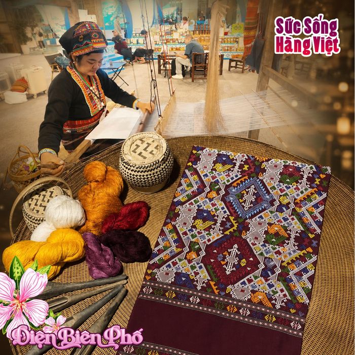 Hàng trăm đặc sản Điện Biên sẽ hội tụ tại phố Tràng Tiền từ ngày 16 tới 19-7 trong Không gian trưng bày và livestream “Sức sống hàng Việt”.