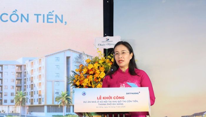 Phó Chủ tịch UBND TP Đà Nẵng Nguyễn Thị Anh Thi phát biểu tại buổi lễ.