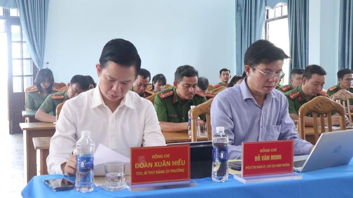 Các đại biểu tham dự hội nghị.