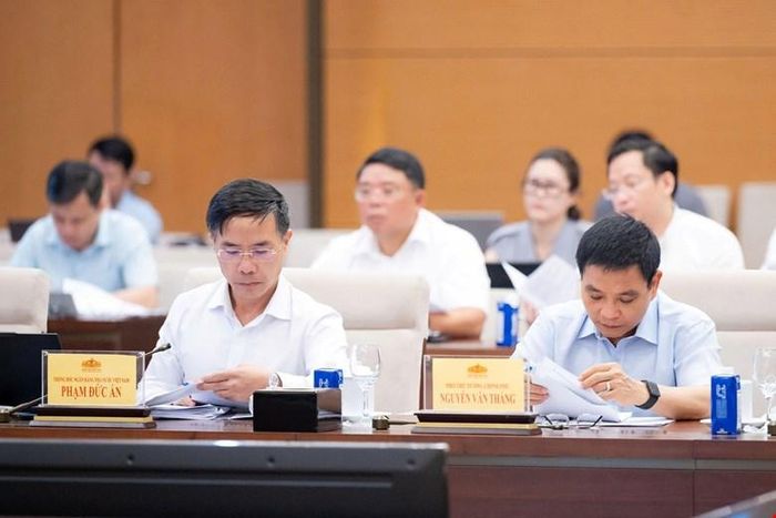 Phó Thủ tướng Nguyễn Văn Thắng và Thống đốc NHNN Phạm Đức Ấn dự họp. Ảnh: CẨM HÀ
