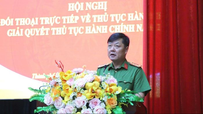 Đại tá Nguyễn Đình Dương phát biểu tại hội nghị