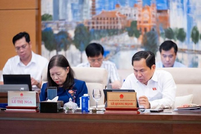 Đại biểu dự họp. Ảnh: CẨM HÀ