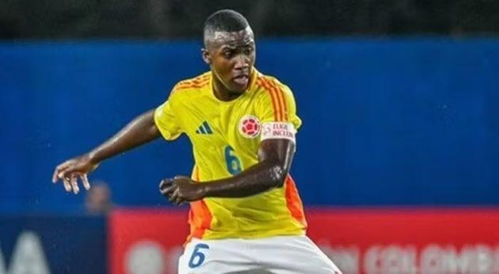 Cầu thủ trẻ người Colombia ban đầu sẽ gia nhập đội U21 Man United để thích nghi với môi trường sống tại Anh và tiếp tục quá trình phát triển tại câu lạc bộ.