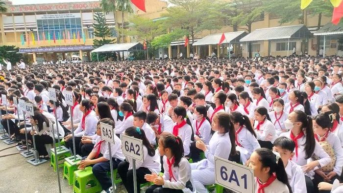 Bảo đảm mọi học sinh đều được đến trường sau sắp xếp.
