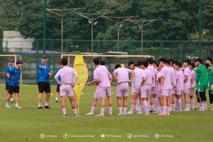Theo lịch thi đấu của FIFA, tuyển U17 Việt Nam sẽ bắt đầu giải đấu với trận gặp U17 Bỉ vào ngày 20/11. Ảnh: VFF.
