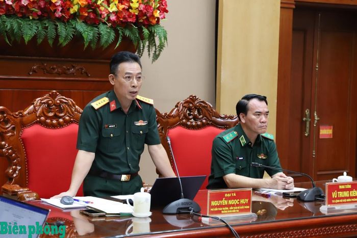 Đại tá Nguyễn Ngọc Huy phát biểu kết luận hội nghị. Ảnh: Thủy Nguyên