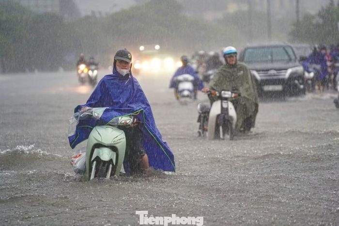 Kỳ họp HĐND lần này sẽ chất vấn nhóm vấn đề các giải pháp khắc phục tình trạng úng ngập đô thị