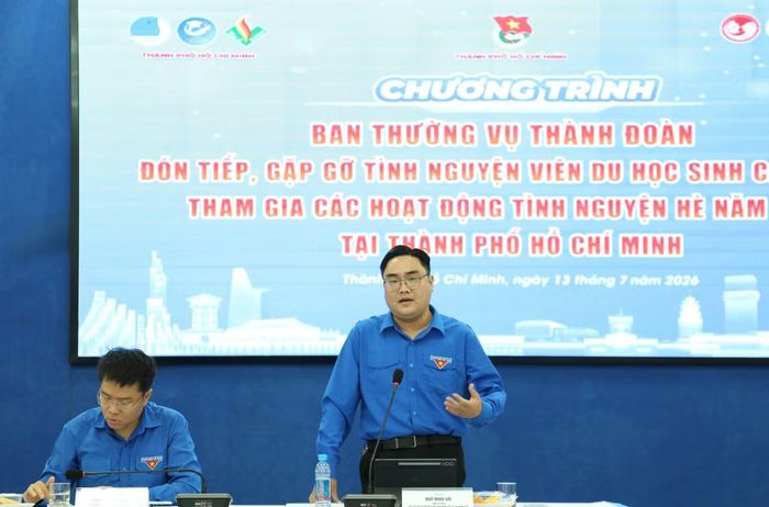 Trao đổi tại buổi gặp gỡ giữa Ban Thường vụ Thành Đoàn TPHCM với các tình nguyện viên du học sinh, ngày 13/7, anh Ngô Minh Hải - Phó Chủ tịch Ủy ban MTTQ Việt Nam TPHCM, Bí thư Thành Đoàn bày tỏ mong muốn những năm sau thành phố sẽ đón nhiều hơn các bạn trở về và từ đó có thể "chia quân" đến nhiều nơi để đóng góp thêm cho các địa bàn khác.