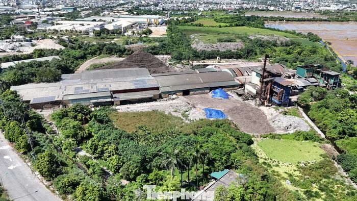Hiện, nhà máy xử lý rác thải này đã dừng hoạt động. Tuy nhiên, khu xử lý vẫn còn tồn đọng hàng trăm nghìn tấn rác. Đây được xác định là một trong những nguyên nhân ảnh hưởng đến tiến độ triển khai một số dự án.