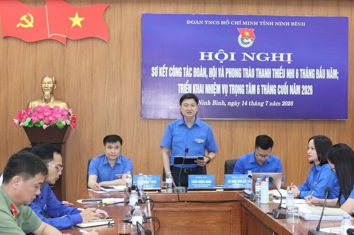 Toàn cảnh hội nghị.