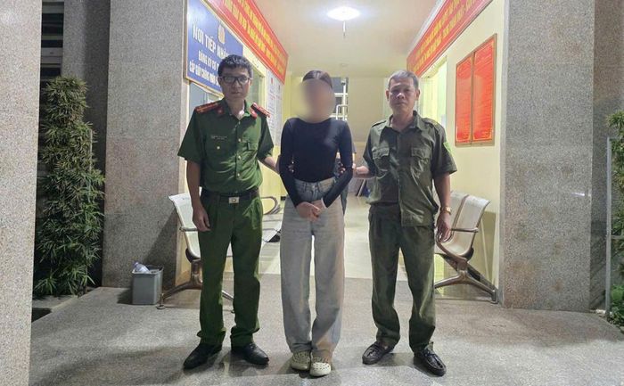 Lê Thị Kim Chi tại trụ sở Công an.
