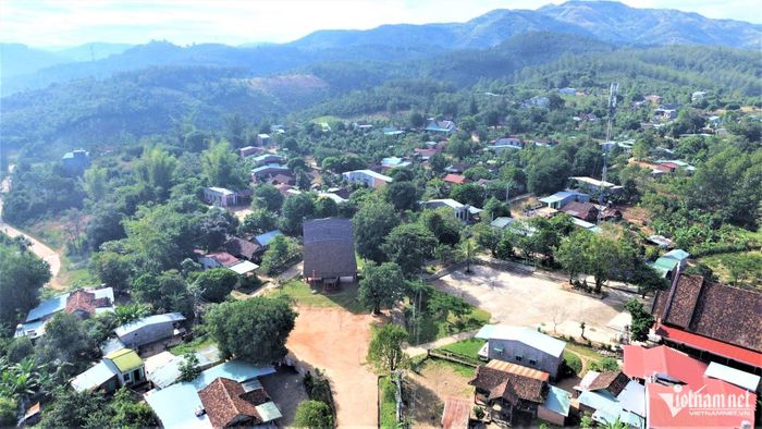 Cộng đồng người Ba Na sở hữu những bộ sử thi đa dạng và phong phú. Ảnh: Ngọc Chí
