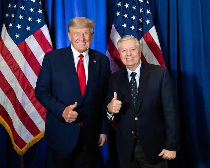 Tổng thống Mỹ Donald Trump và cố thượng nghị sĩ Lindsey Graham. Ảnh: X/@LindseyGrahamSC